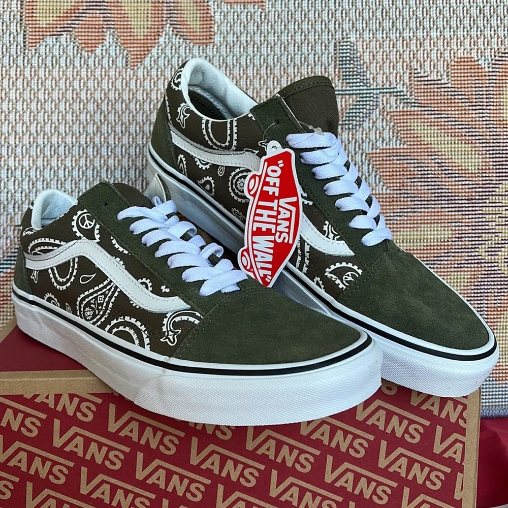 Vans Men’s Old Skool
(Peace Paisley) Grape Leaf 
VN0A5KRFBOF sneakers - Picture 7 of 16